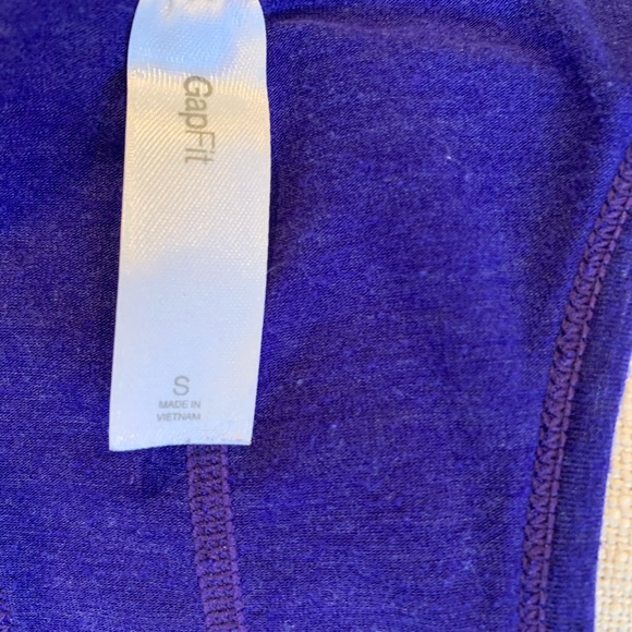 Gap gap fit active wear tank top - Picture 2 of 2